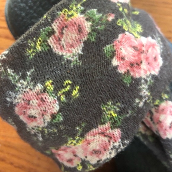 Floral sandals - Picture 3 of 7
